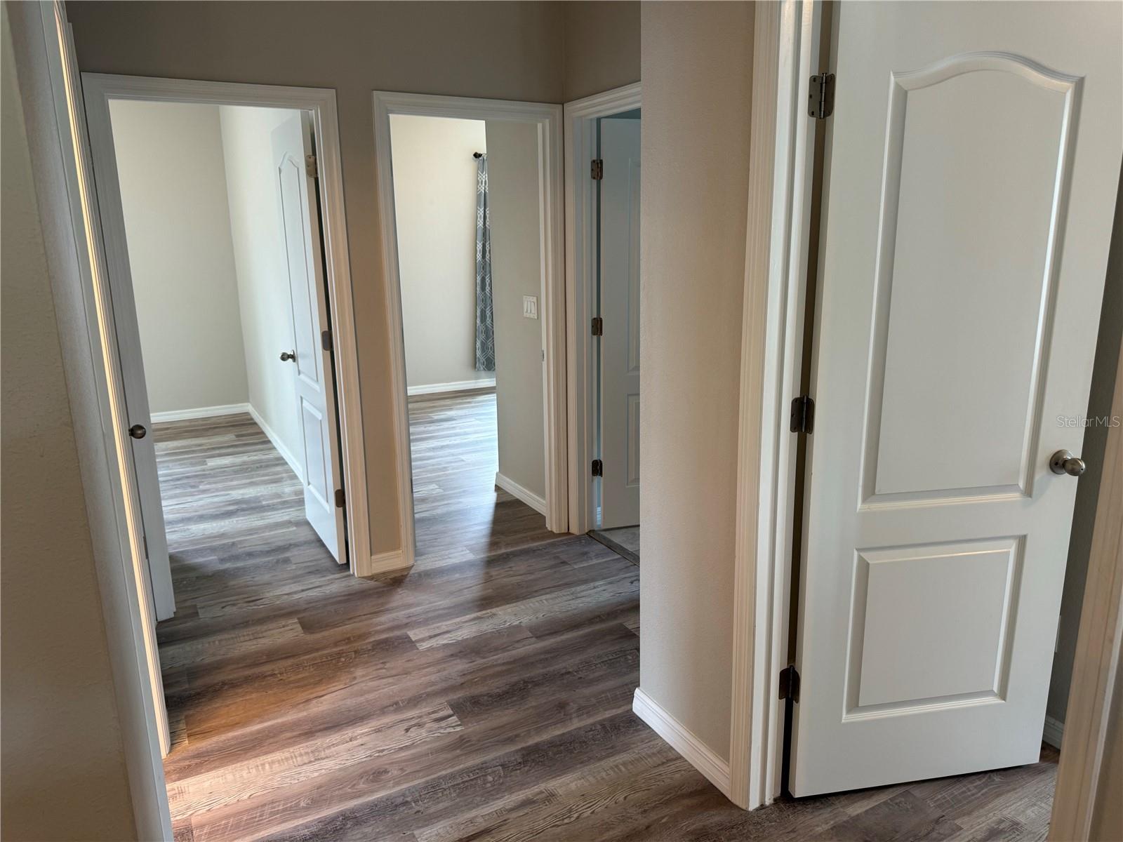 5912 VILLAGE CENTER DR, LITHIA, FL, 33547