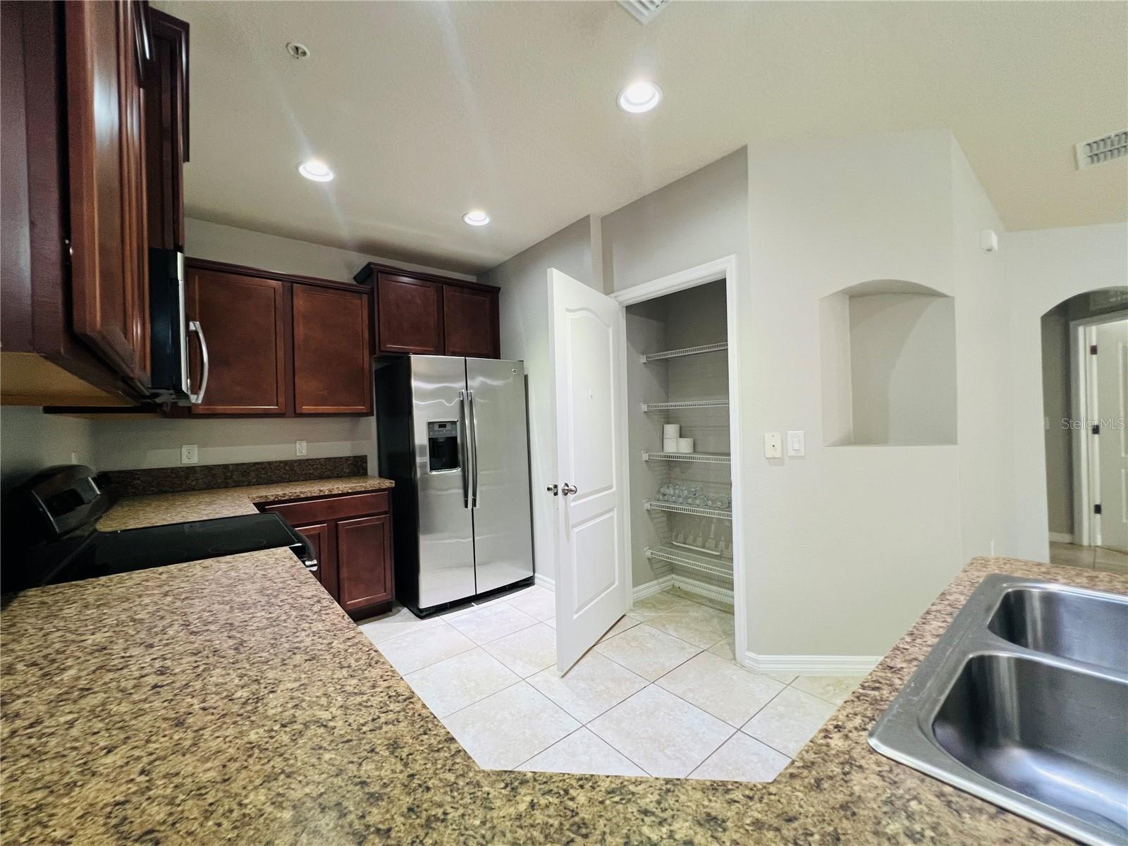 6562 S GOLDENROD RD #80A, ORLANDO, FL, 32822