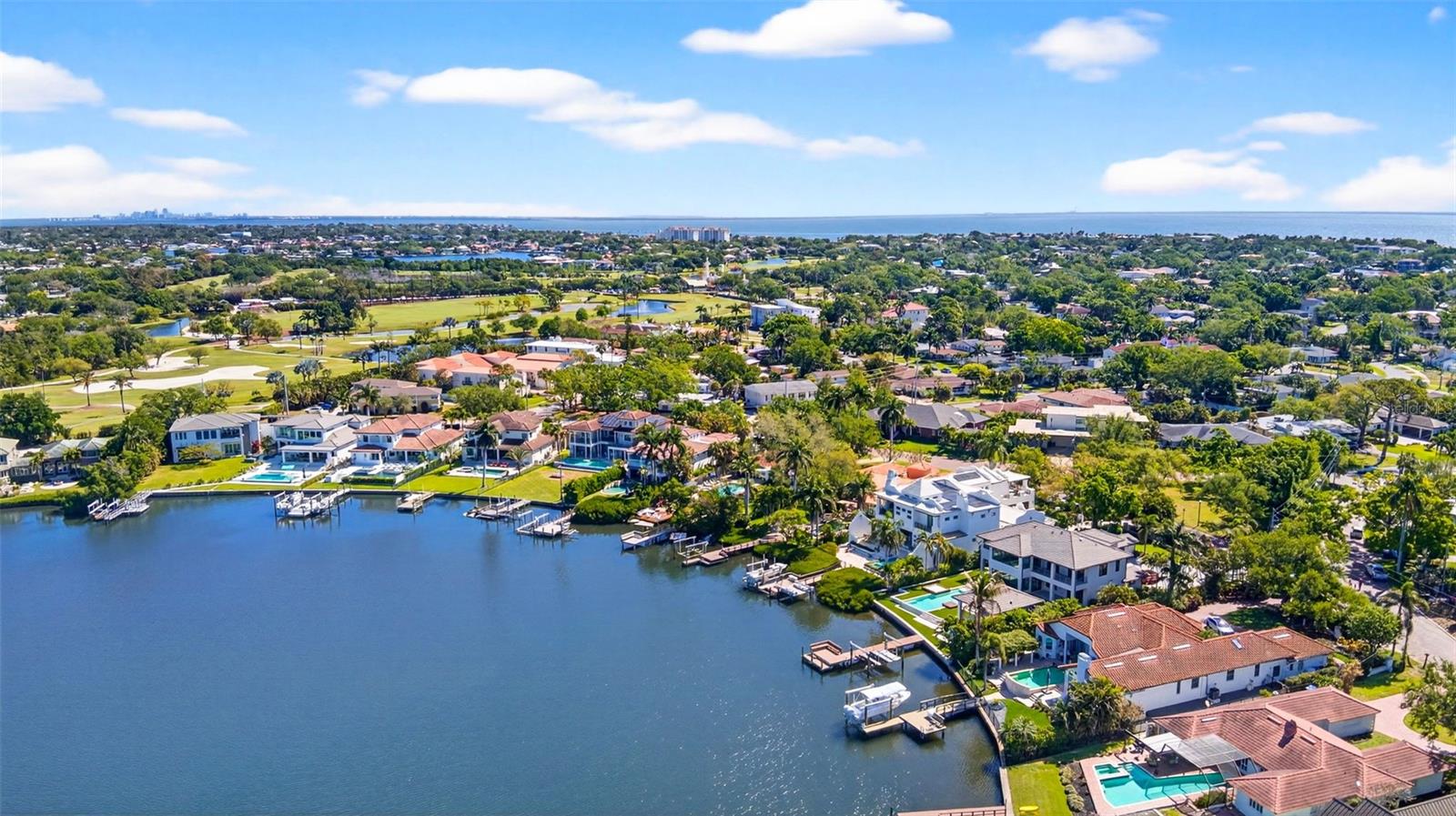 460 COFFEE POT RIVIERA NE, ST PETERSBURG, FL, 33704