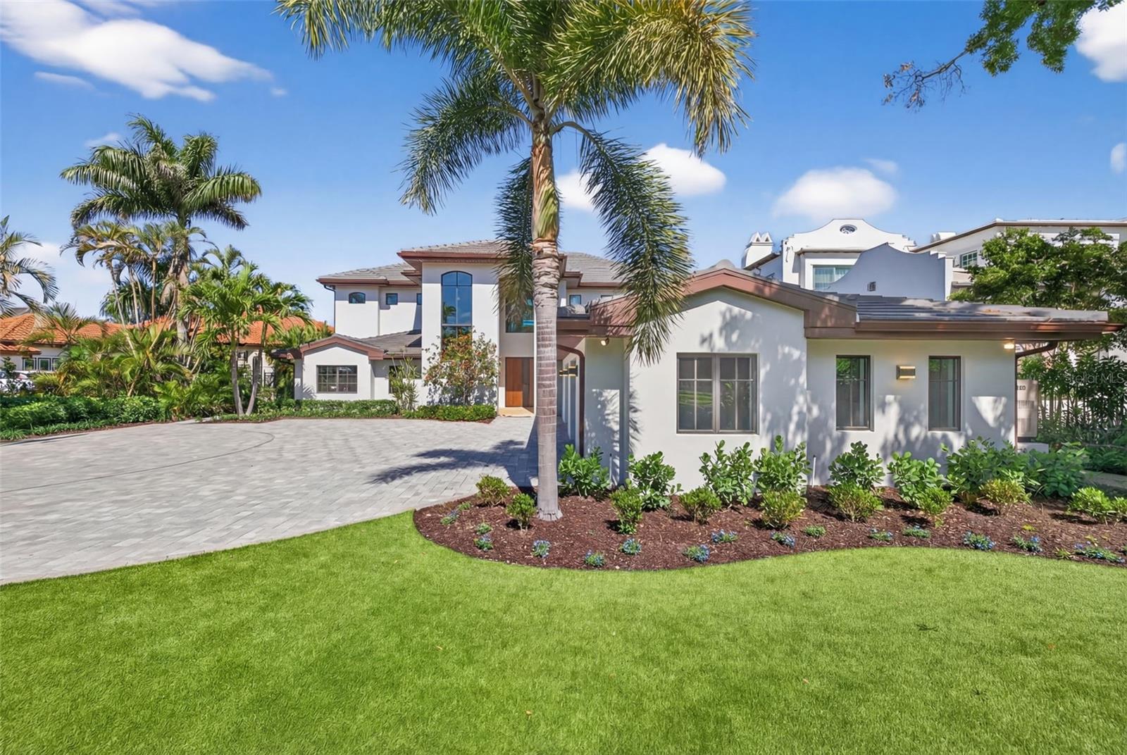 460 COFFEE POT RIVIERA NE, ST PETERSBURG, FL, 33704