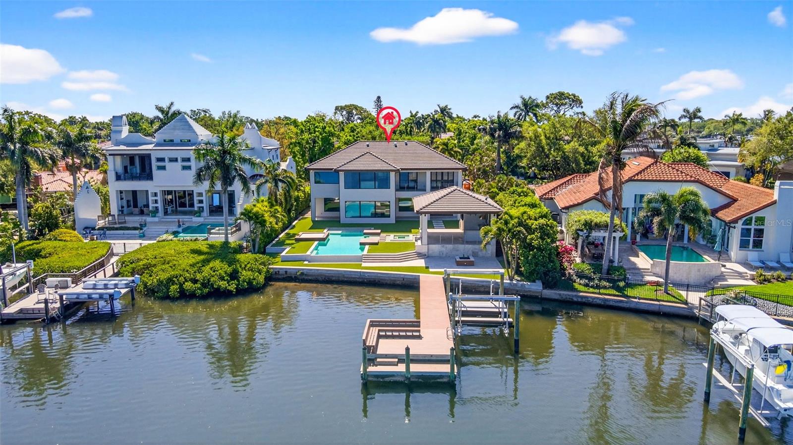 460 COFFEE POT RIVIERA NE, ST PETERSBURG, FL, 33704