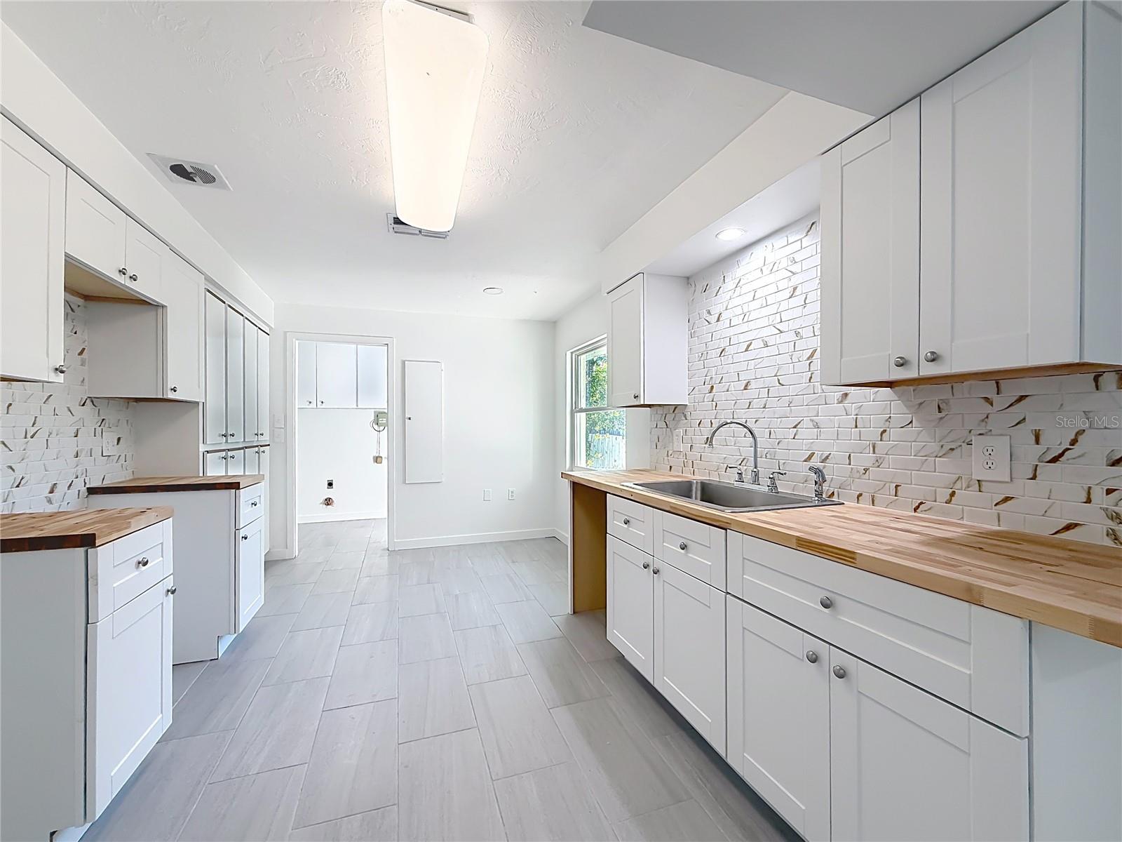 6 OKLAHOMA ST, BEVERLY HILLS, FL, 34465