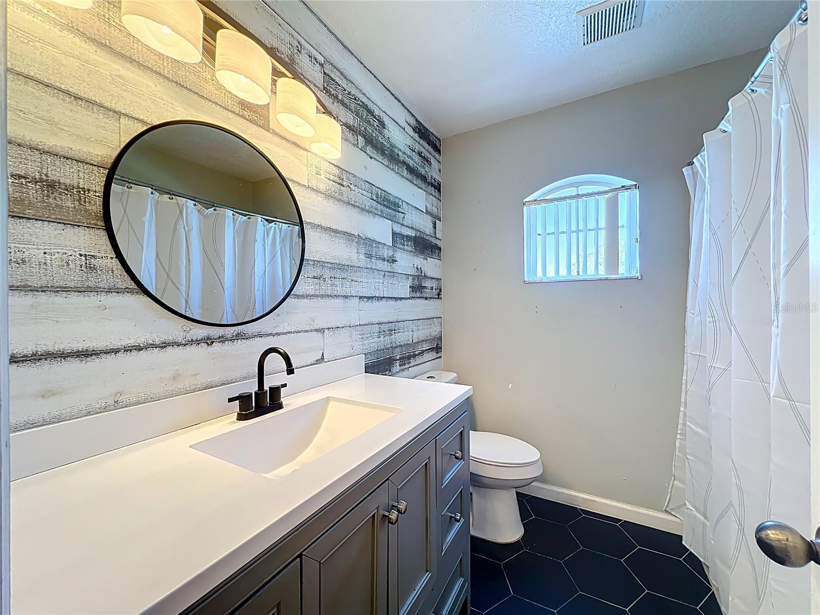 105 BAILEY CIR, DAVENPORT, FL, 33897