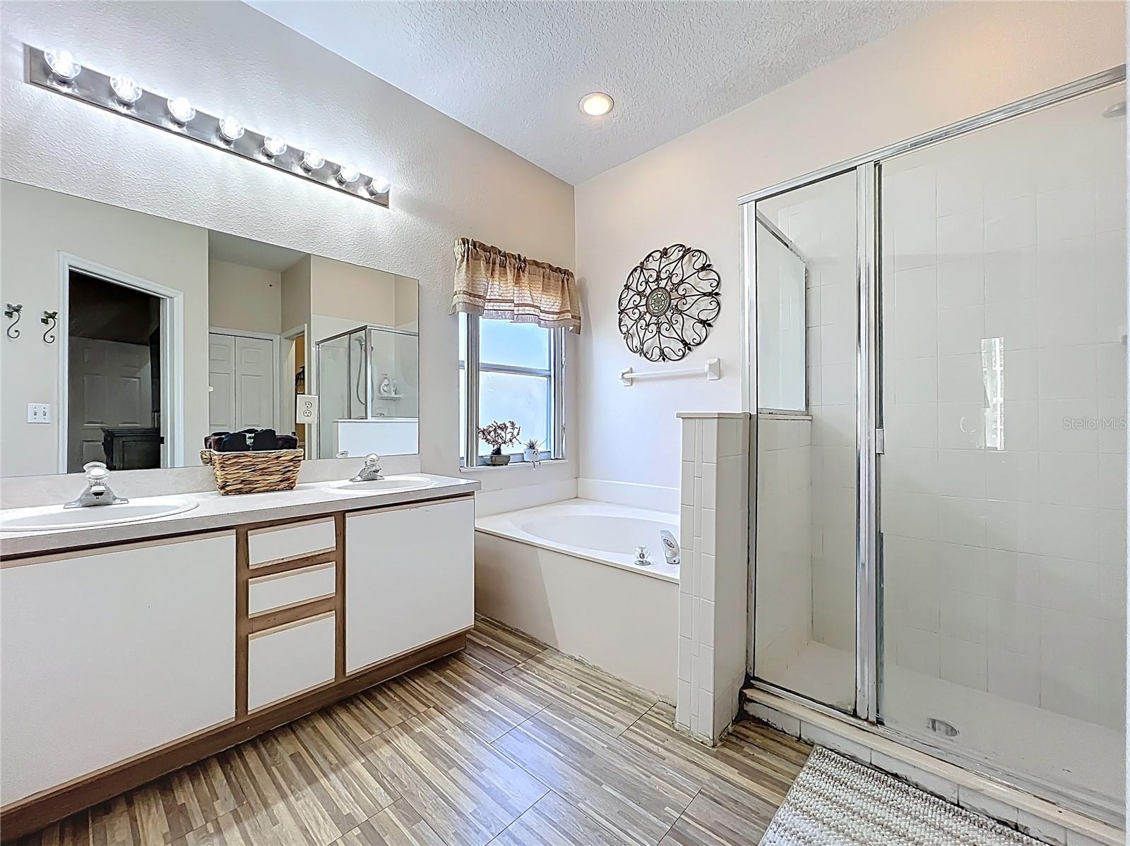 105 BAILEY CIR, DAVENPORT, FL, 33897