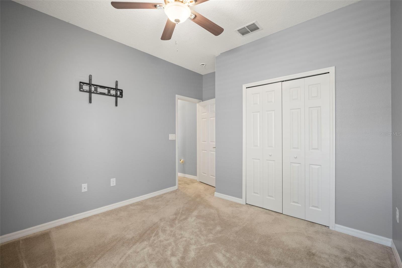 3261 BETHPAGE LOOP, MOUNT DORA, FL, 32757