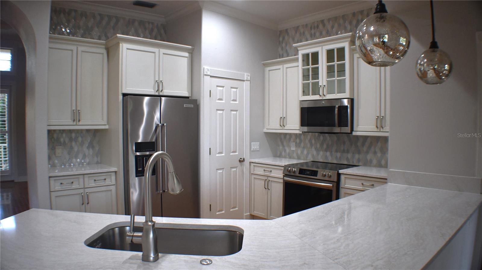 4910 OLD CREEK DR, SARASOTA, FL, 34233