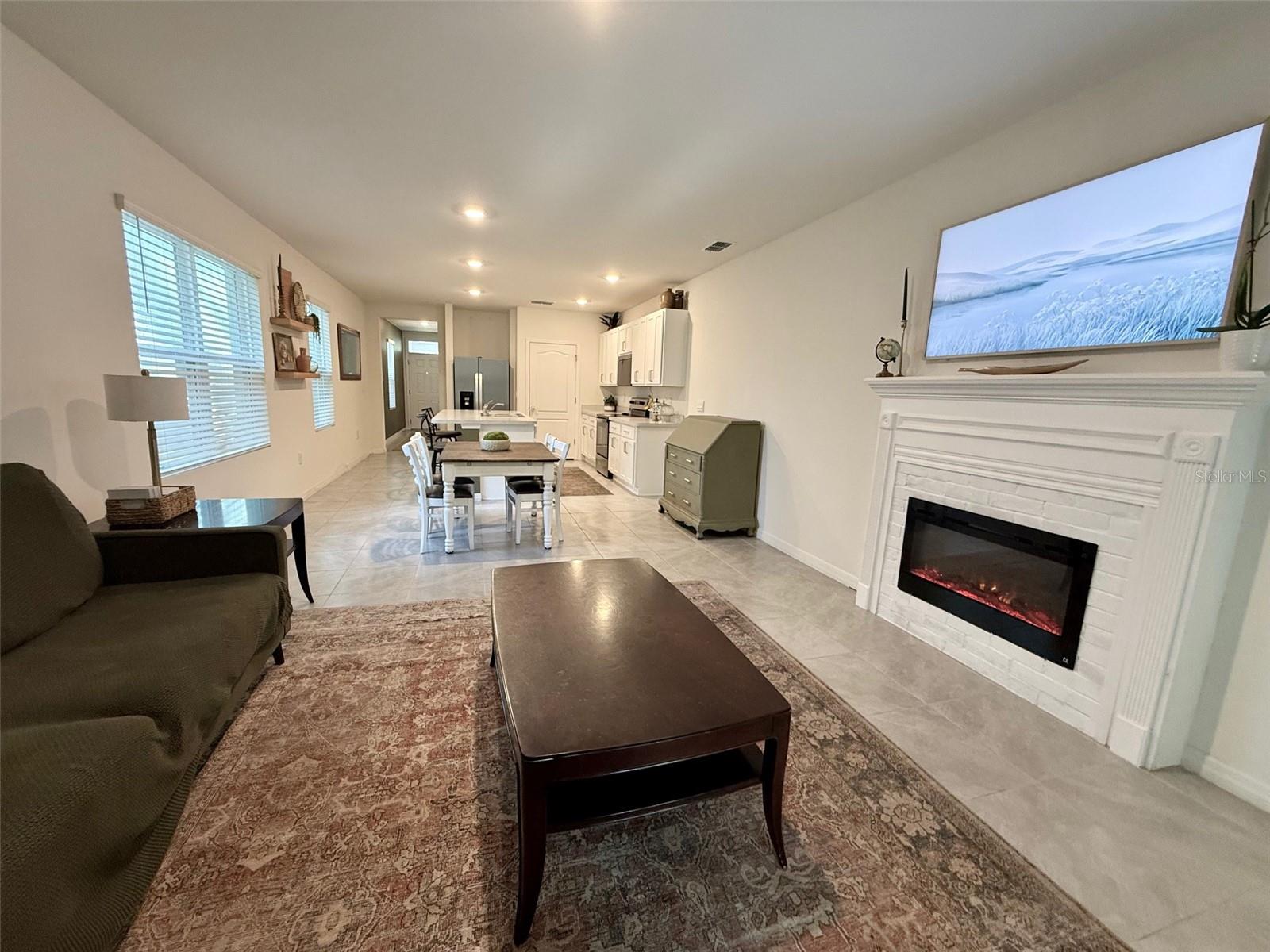 372 PELHAM PARK DR, DELAND, FL, 32720