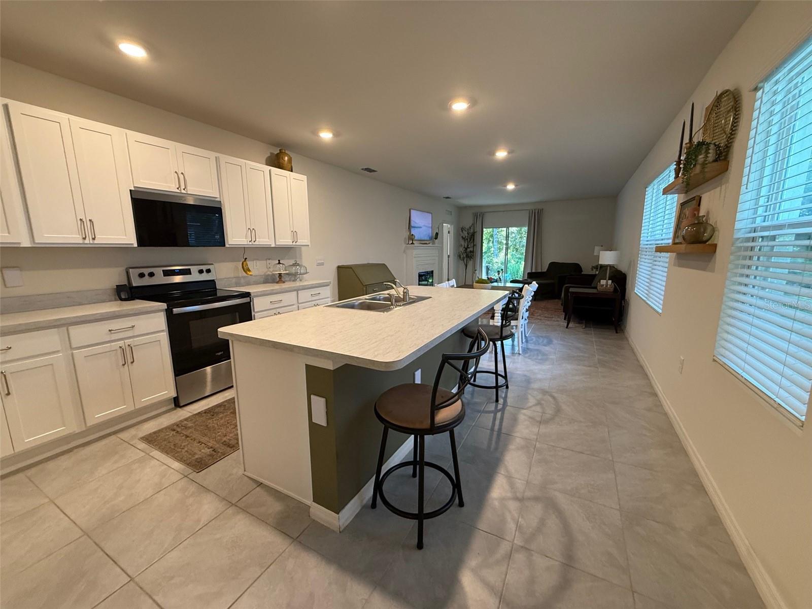 372 PELHAM PARK DR, DELAND, FL, 32720