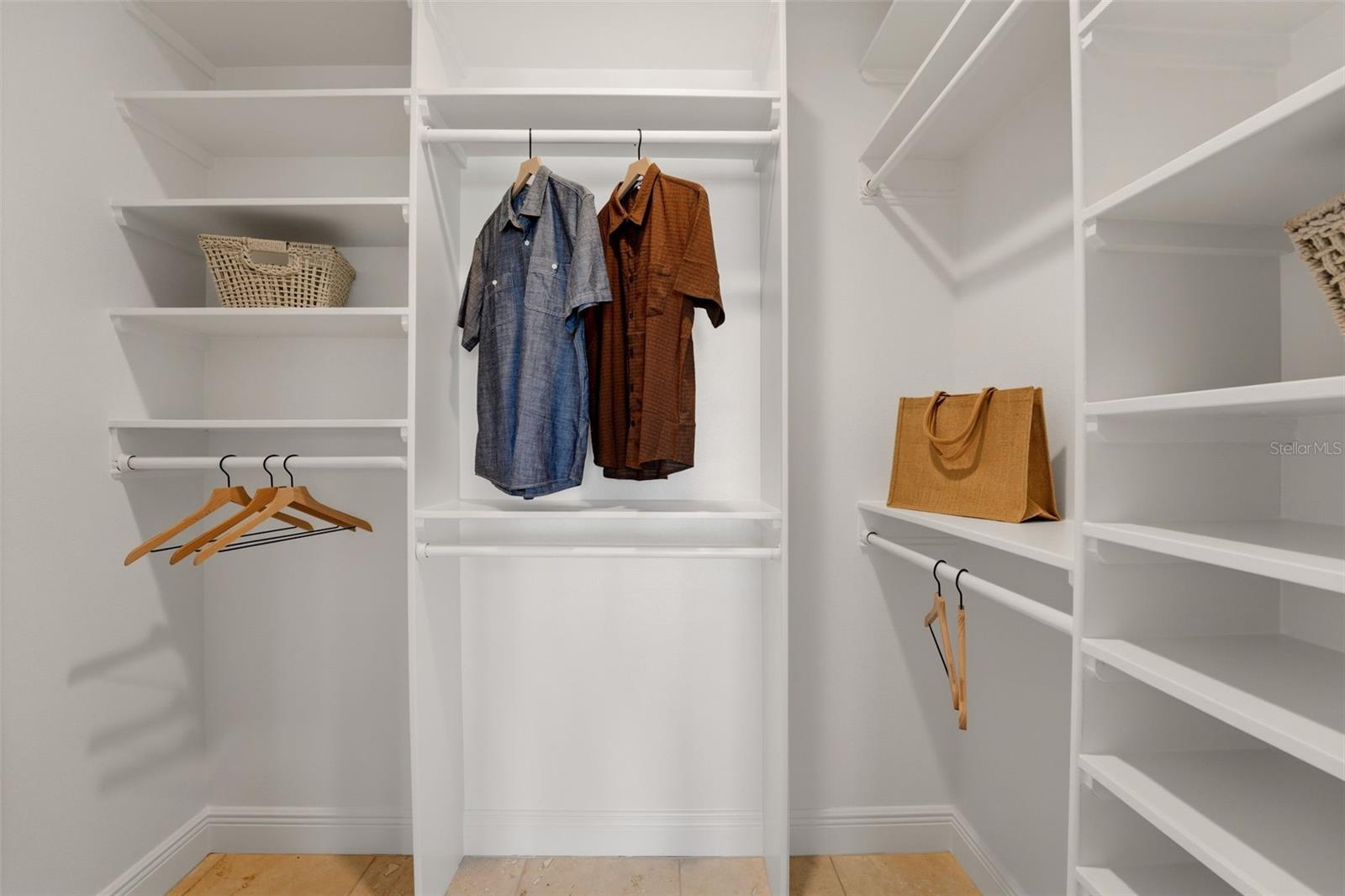 418 PINE AVE, ANNA MARIA, FL, 34216