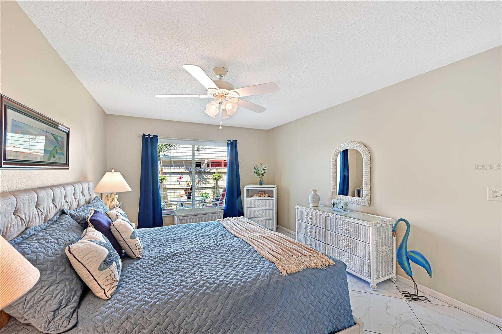 9505 COLONIAL DR, BRADENTON, FL, 34210