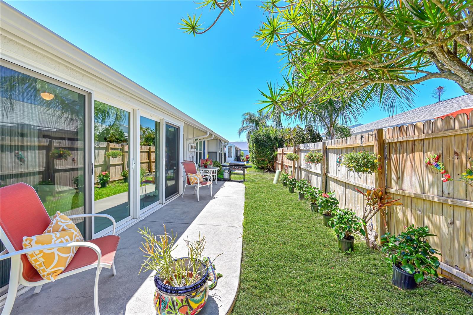 9505 COLONIAL DR, BRADENTON, FL, 34210