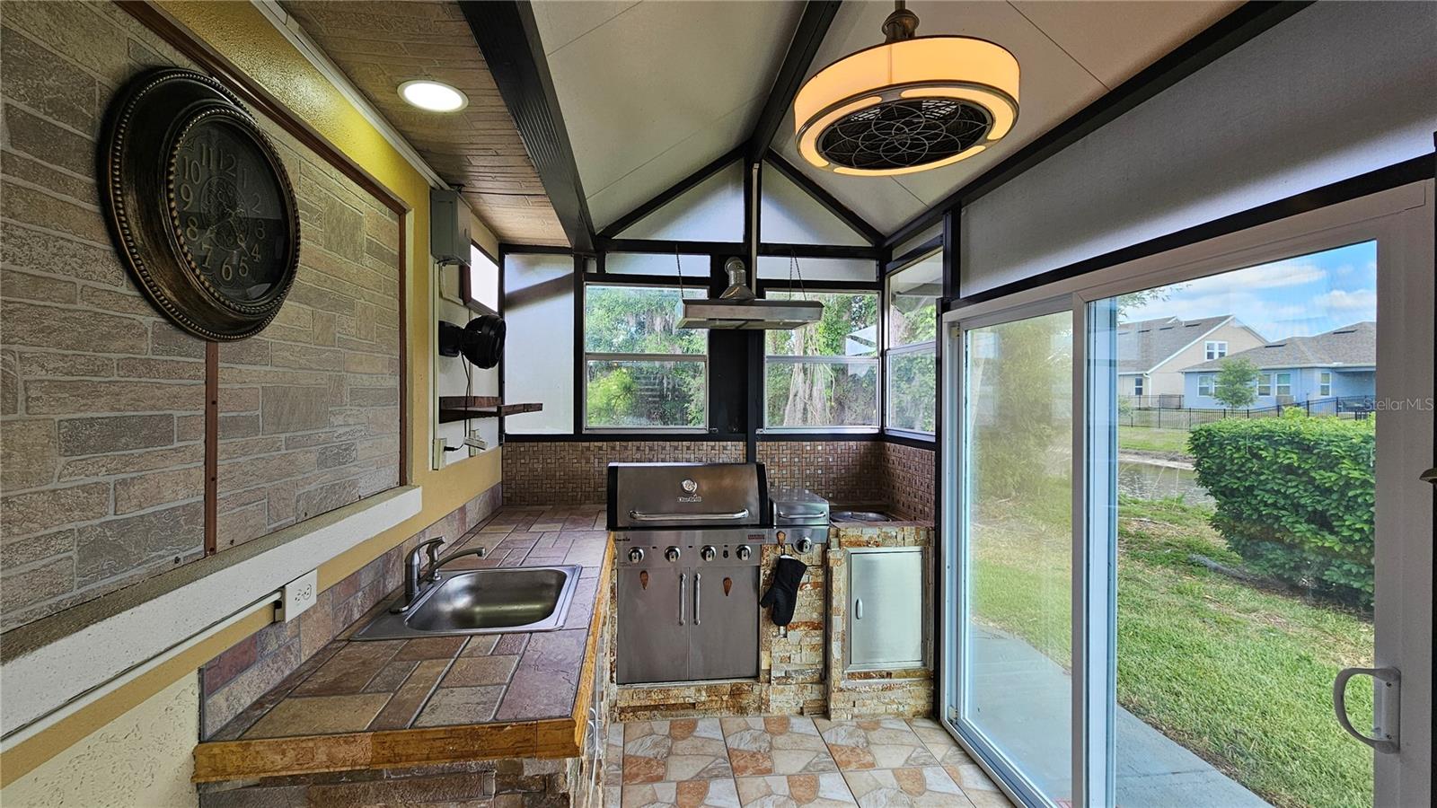 6053 GENTLE BEN CIR, WESLEY CHAPEL, FL, 33544