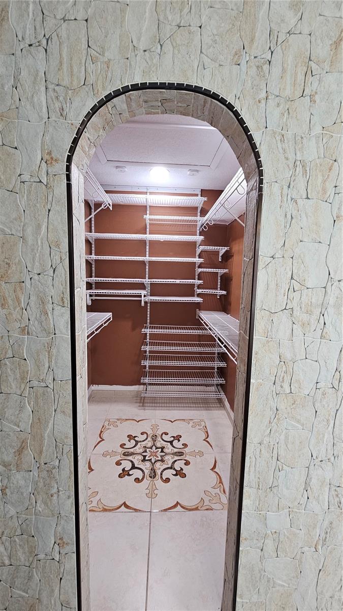 6053 GENTLE BEN CIR, WESLEY CHAPEL, FL, 33544