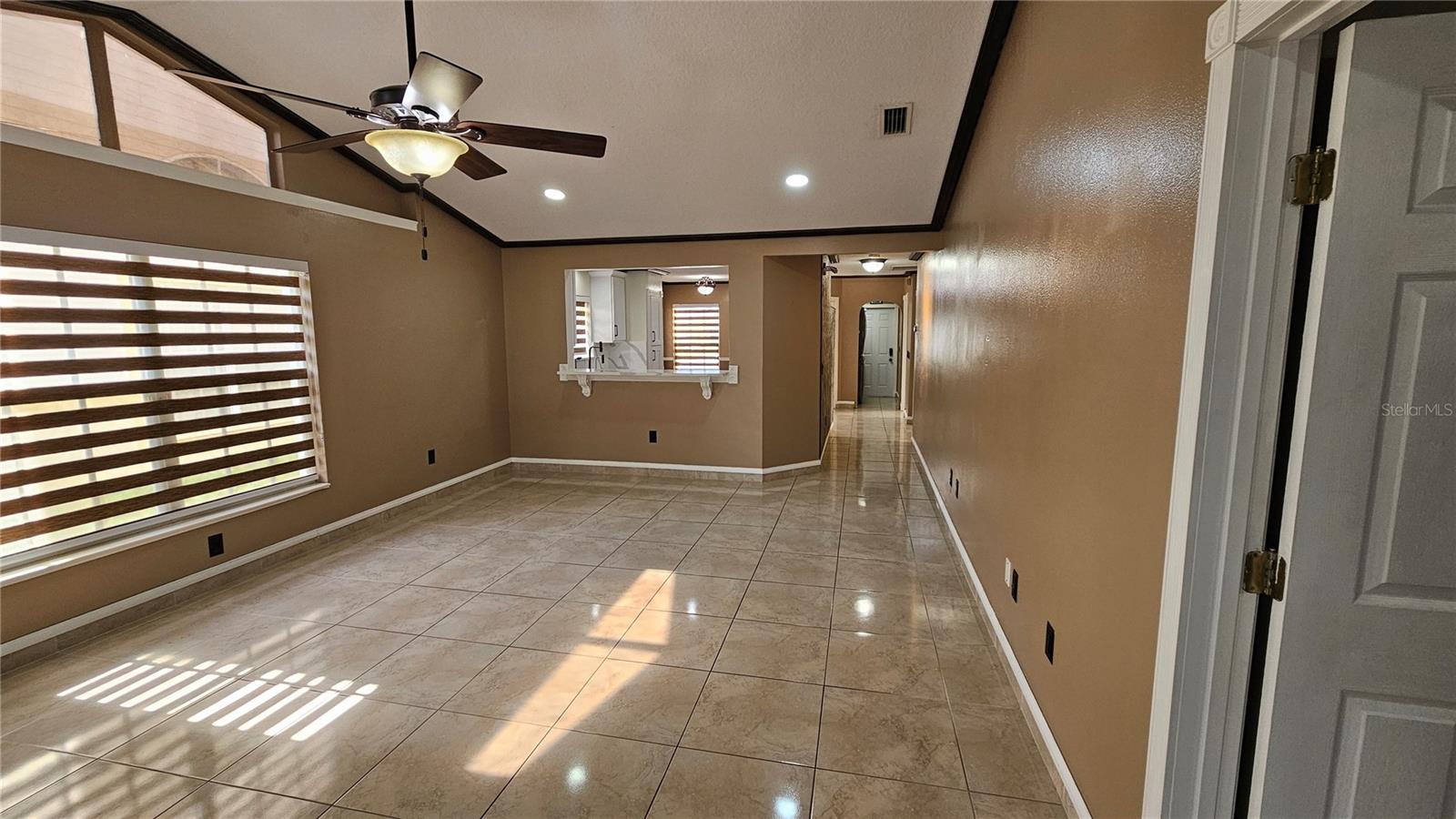 6053 GENTLE BEN CIR, WESLEY CHAPEL, FL, 33544