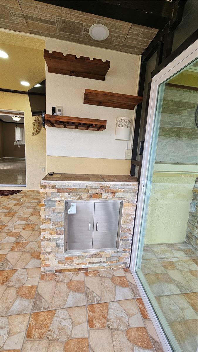 6053 GENTLE BEN CIR, WESLEY CHAPEL, FL, 33544