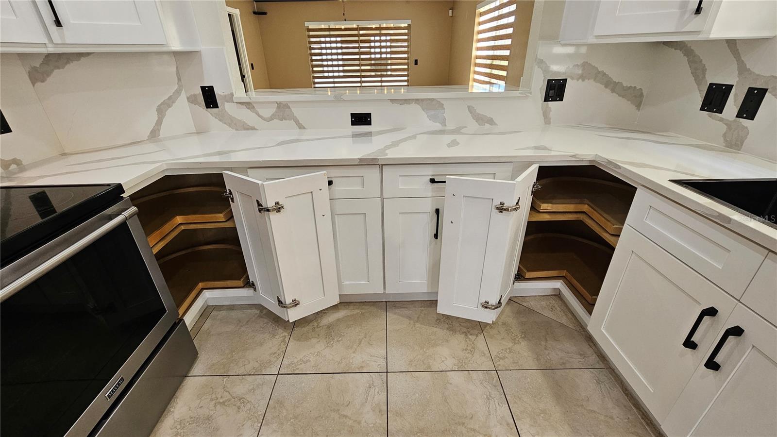 6053 GENTLE BEN CIR, WESLEY CHAPEL, FL, 33544