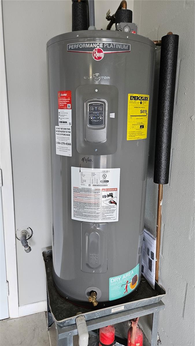 6053 GENTLE BEN CIR, WESLEY CHAPEL, FL, 33544