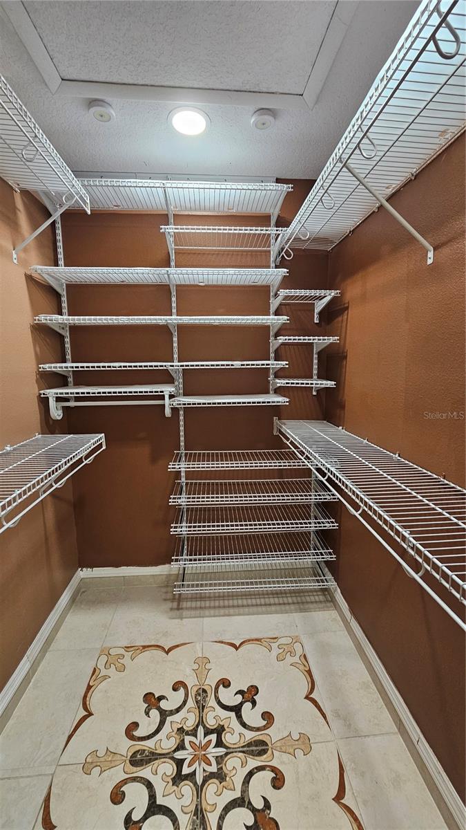 6053 GENTLE BEN CIR, WESLEY CHAPEL, FL, 33544