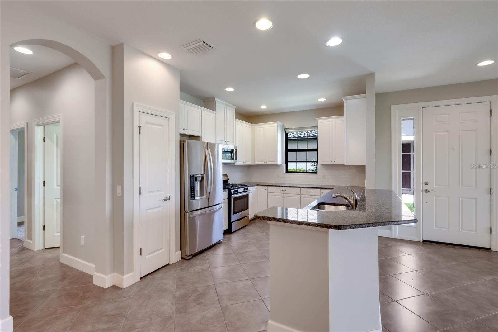 8280 VARENNA DR, SARASOTA, FL, 34231