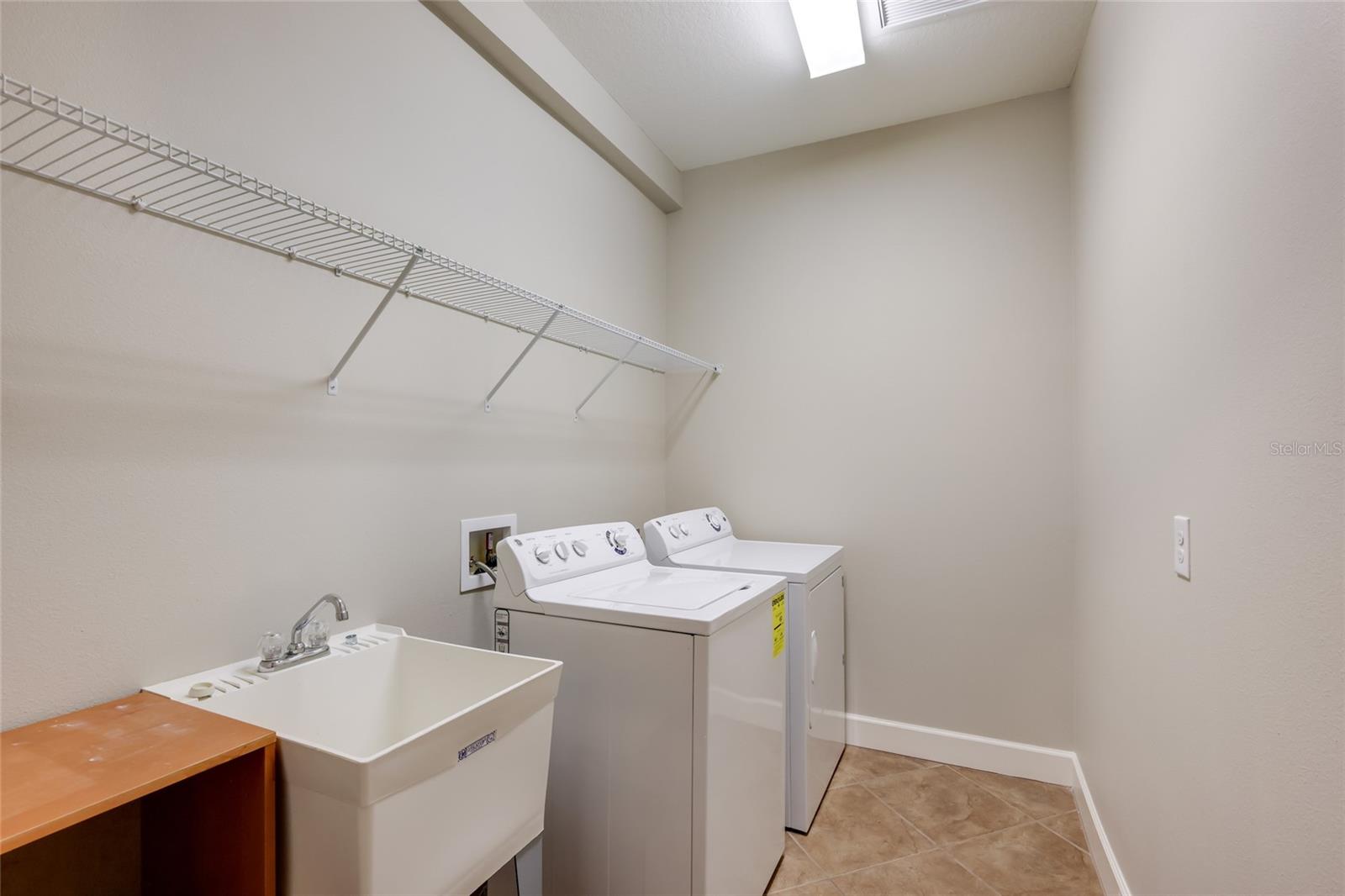 8280 VARENNA DR, SARASOTA, FL, 34231