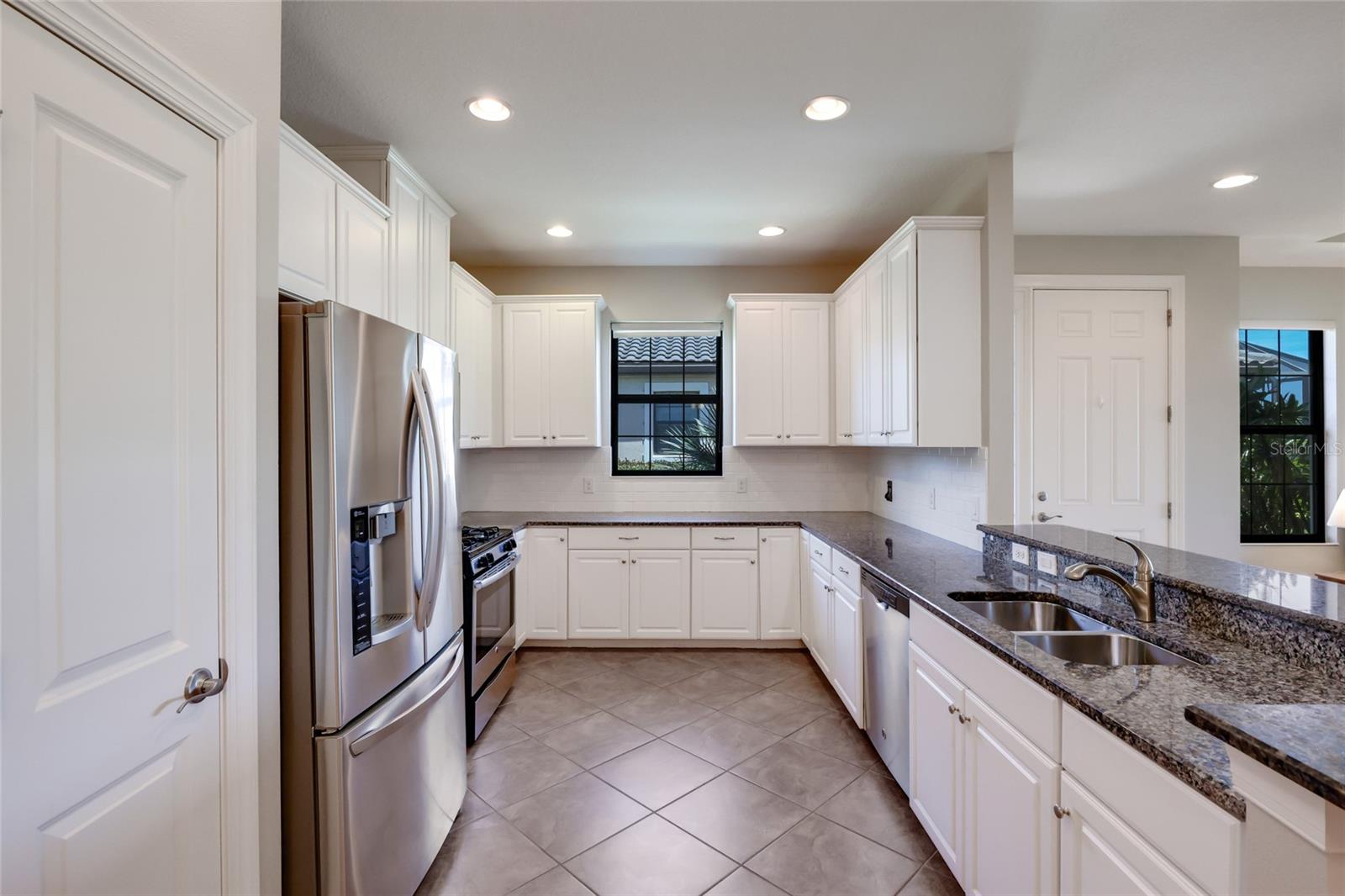 8280 VARENNA DR, SARASOTA, FL, 34231