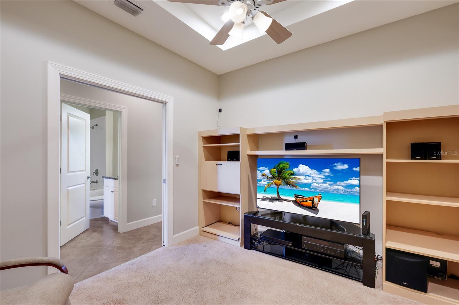 8280 VARENNA DR, SARASOTA, FL, 34231