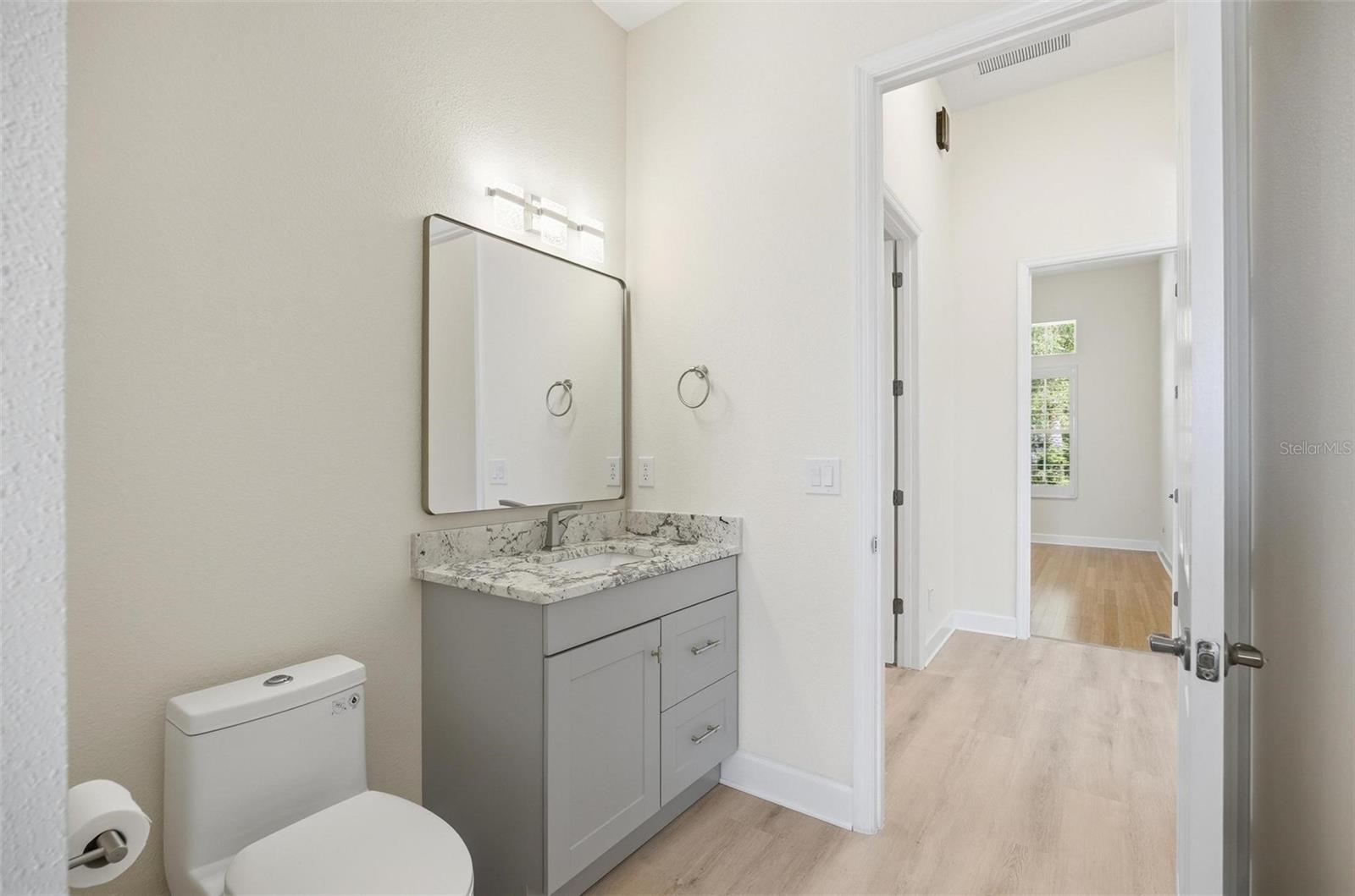 4 N VILLAGE PKWY, PALM COAST, FL, 32137