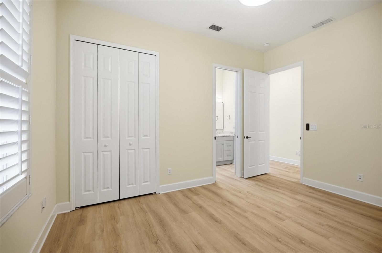 4 N VILLAGE PKWY, PALM COAST, FL, 32137