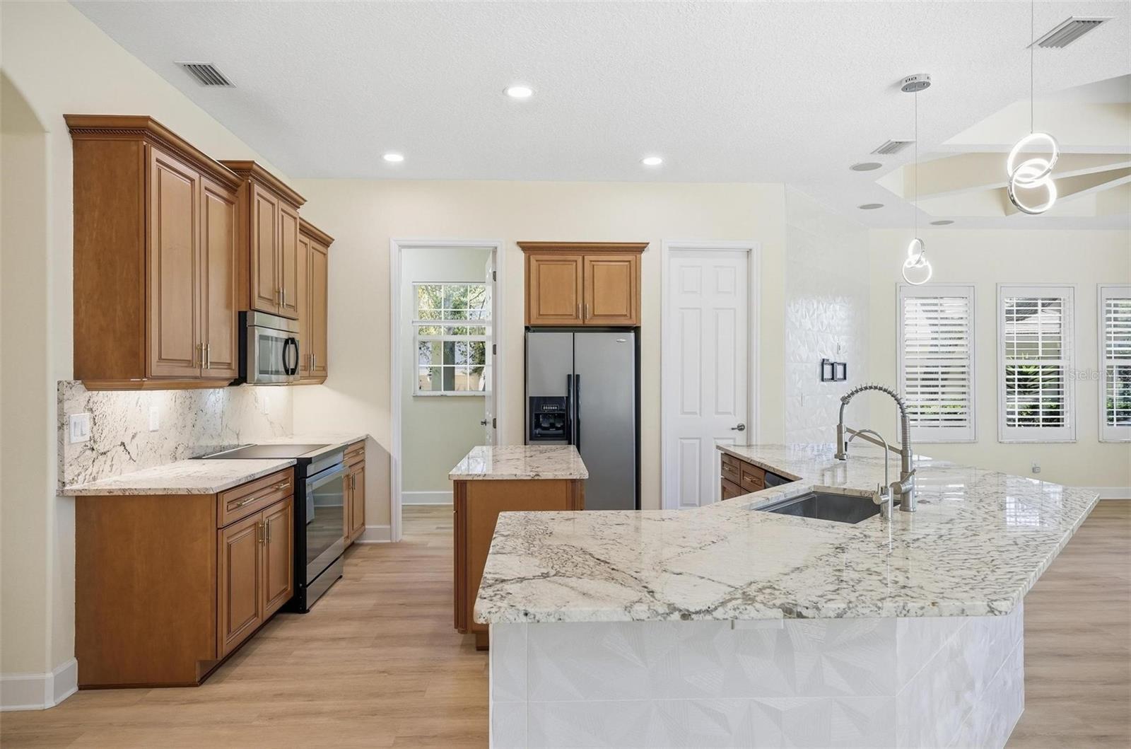 4 N VILLAGE PKWY, PALM COAST, FL, 32137