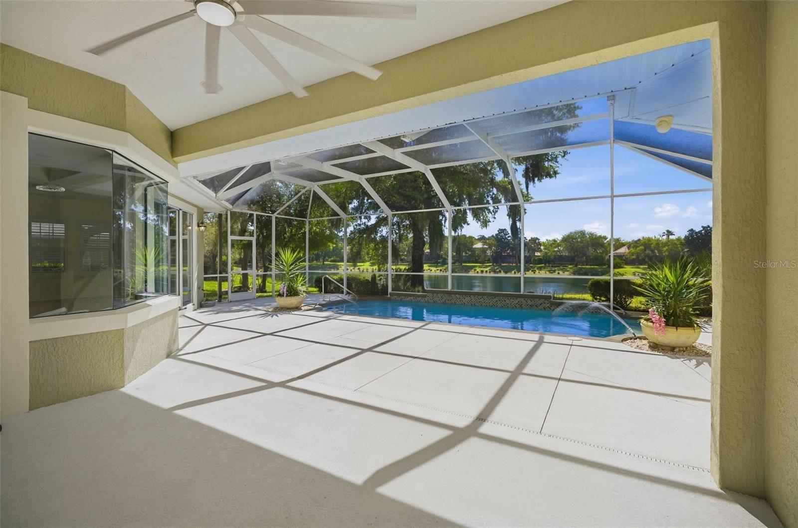 4 N VILLAGE PKWY, PALM COAST, FL, 32137