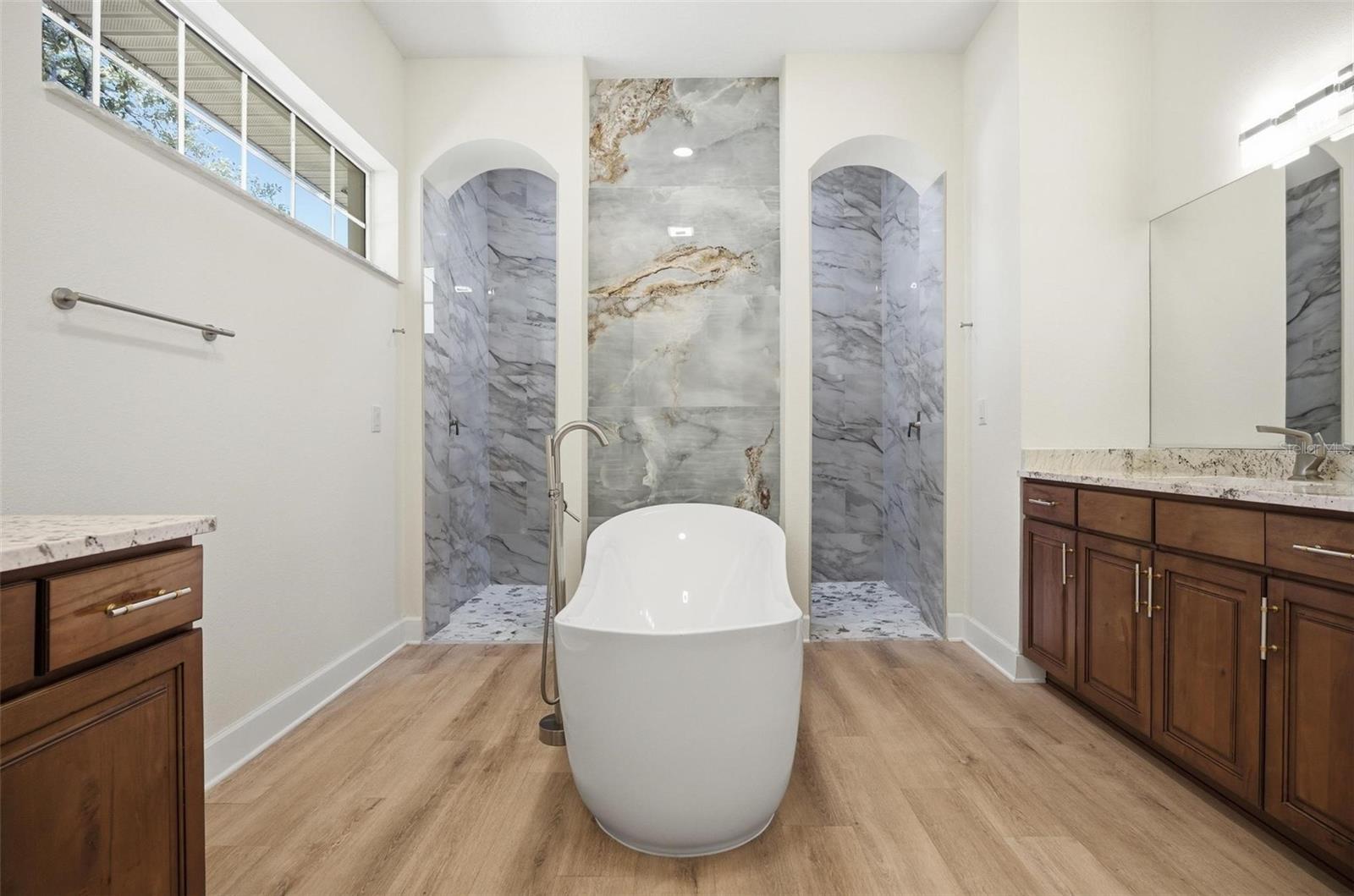 4 N VILLAGE PKWY, PALM COAST, FL, 32137