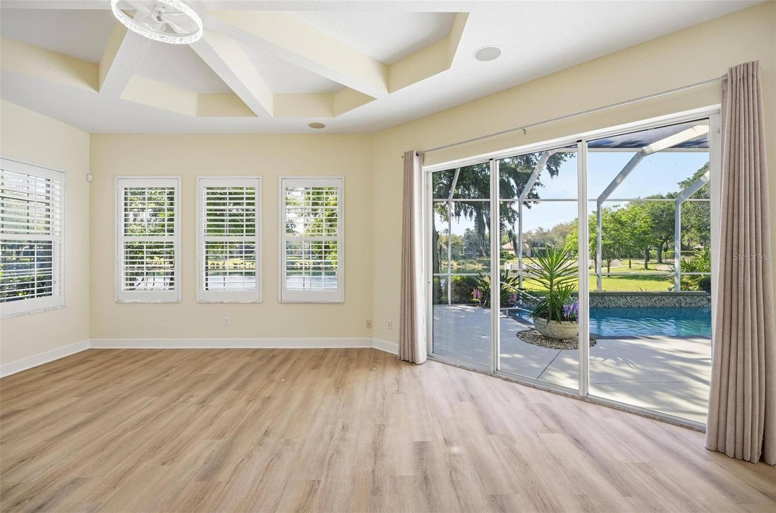 4 N VILLAGE PKWY, PALM COAST, FL, 32137