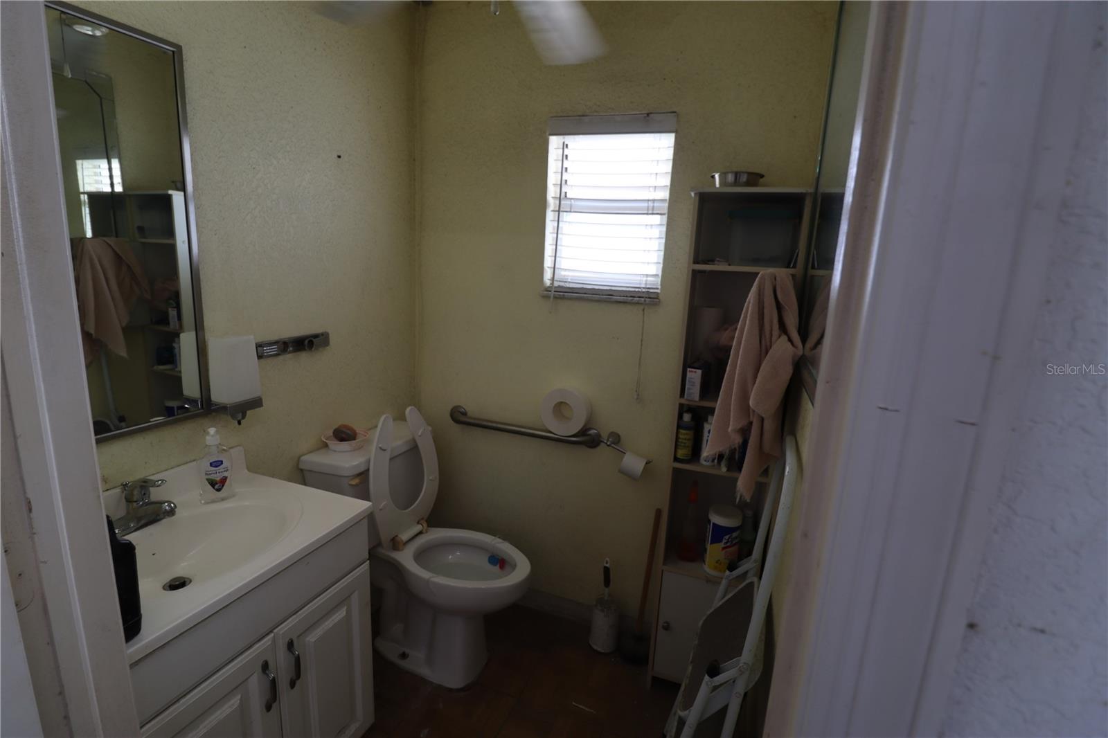 18350 PAULSON DR #1, PORT CHARLOTTE, FL, 33954