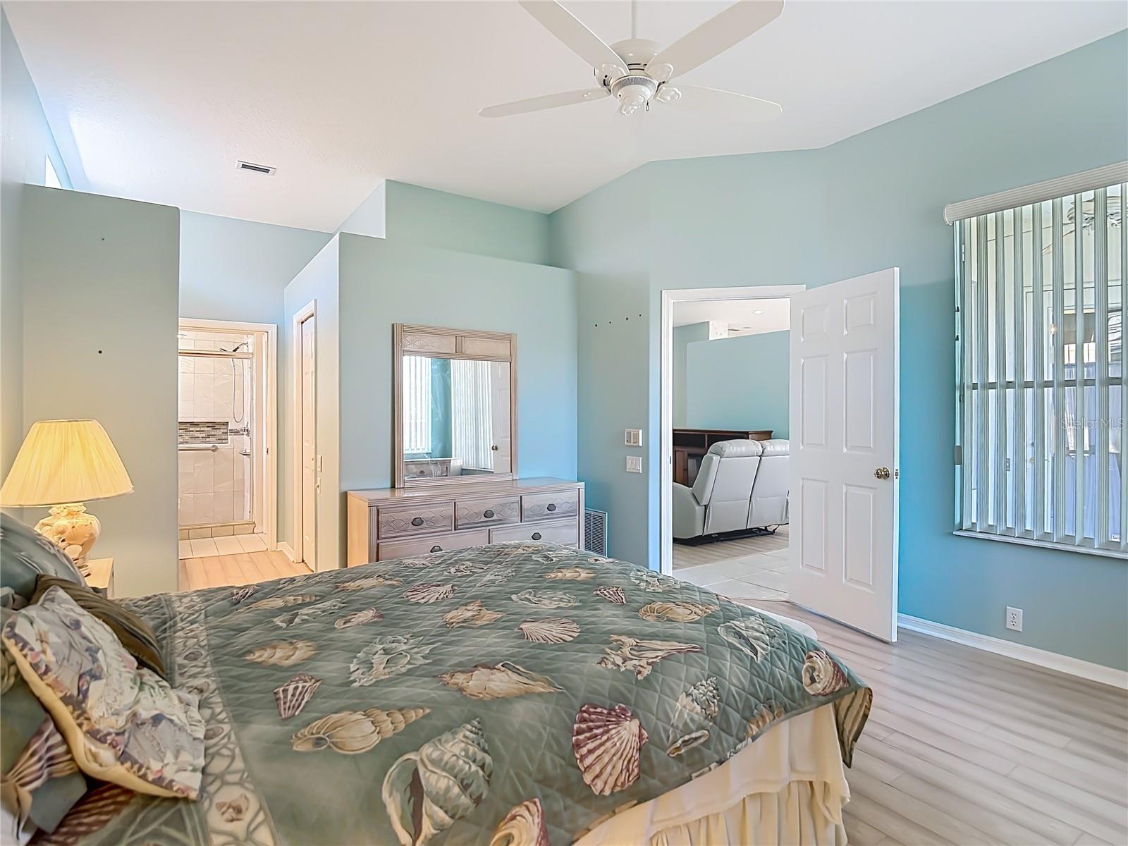 9289 PENELOPE DR, WEEKI WACHEE, FL, 34613