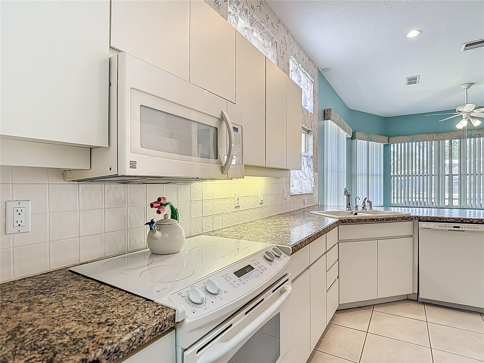 9289 PENELOPE DR, WEEKI WACHEE, FL, 34613