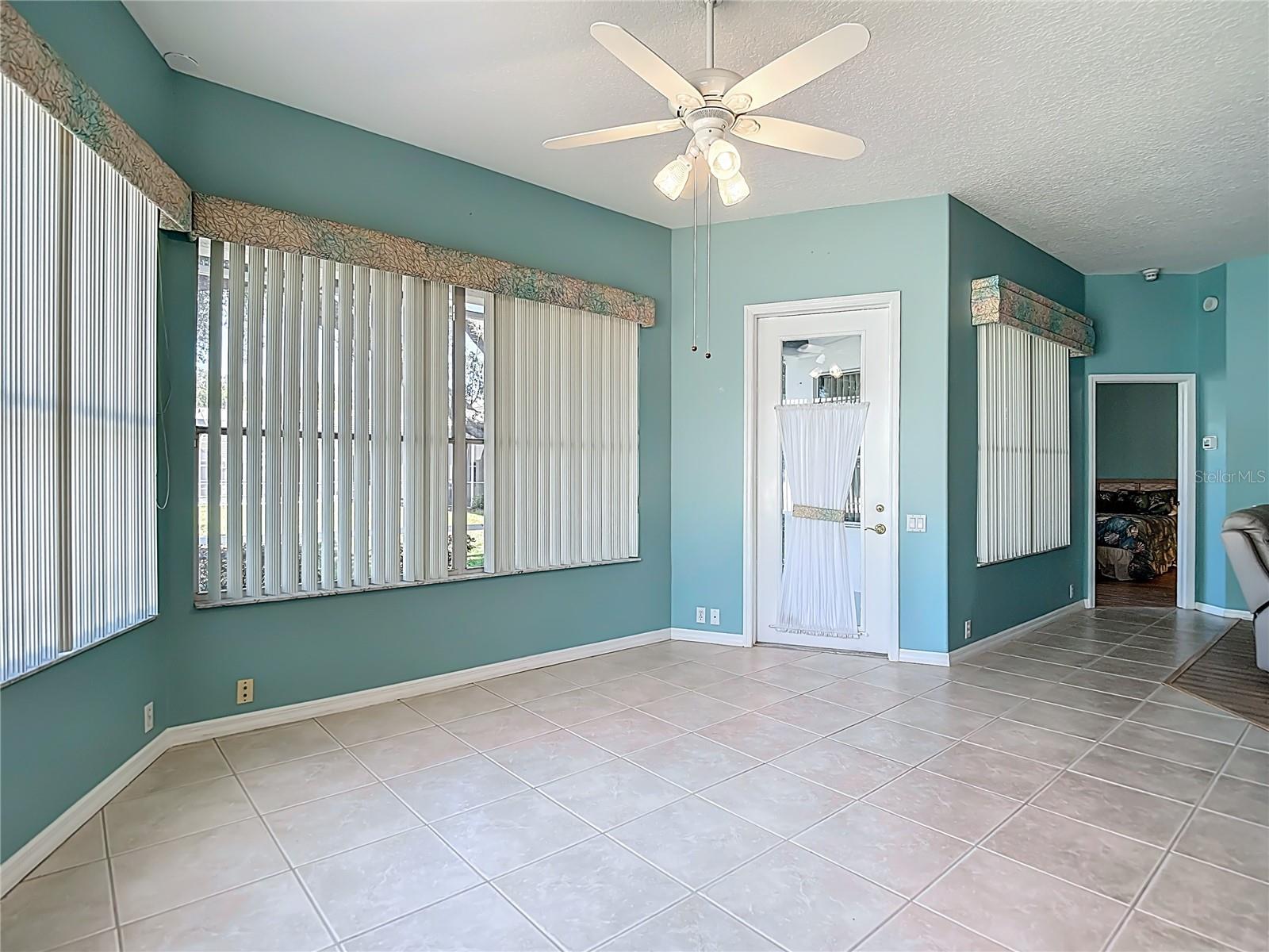 9289 PENELOPE DR, WEEKI WACHEE, FL, 34613