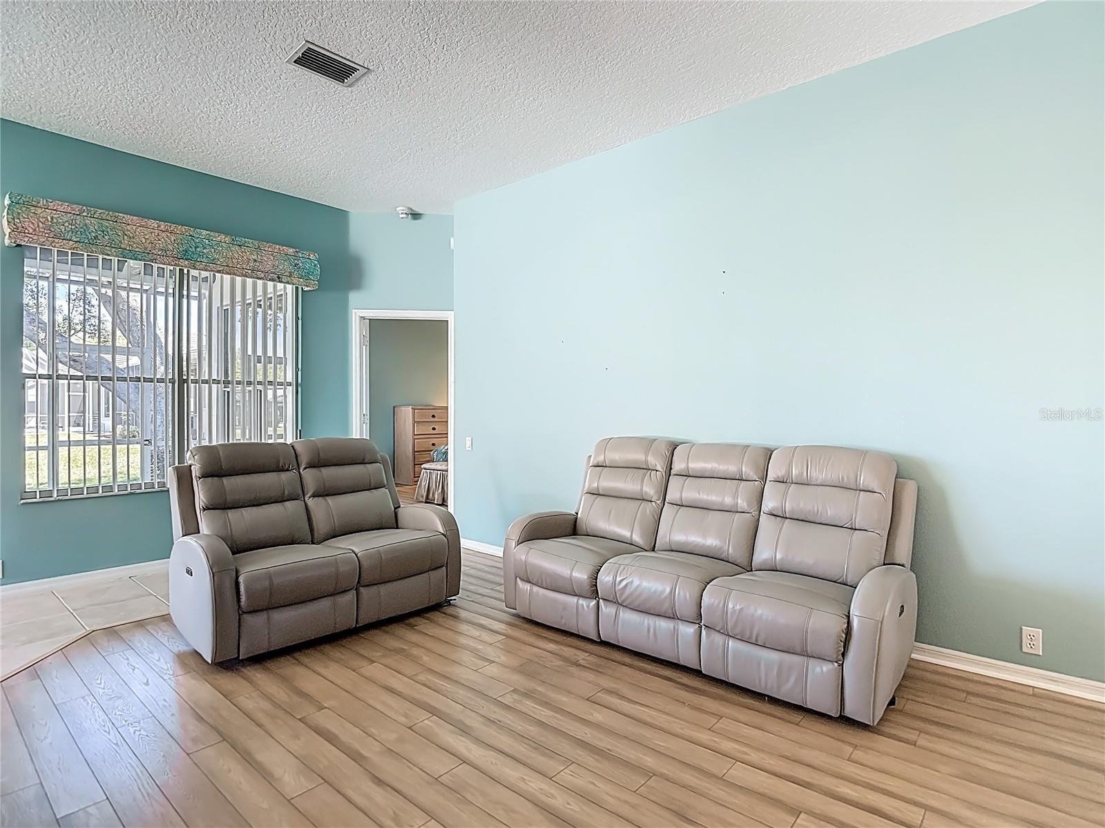 9289 PENELOPE DR, WEEKI WACHEE, FL, 34613