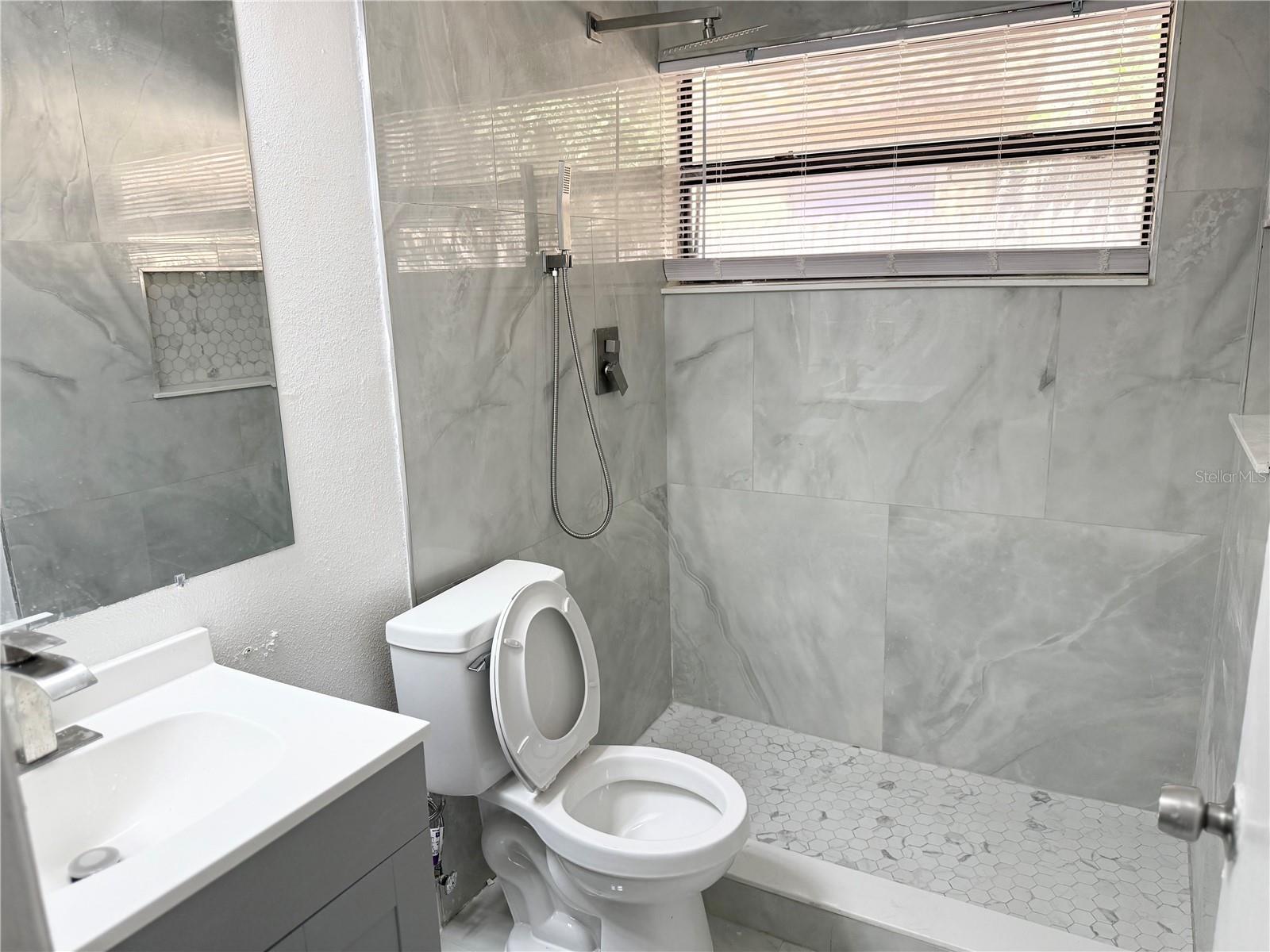 3402 BRETWOOD DR, ORLANDO, FL, 32808