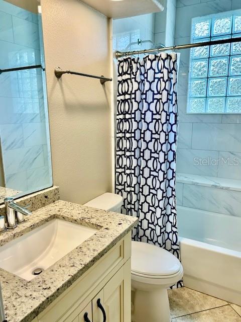 22444 OAKVILLE DR, LAND O LAKES, FL, 34639