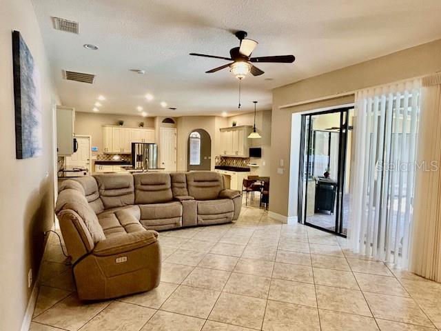 22444 OAKVILLE DR, LAND O LAKES, FL, 34639