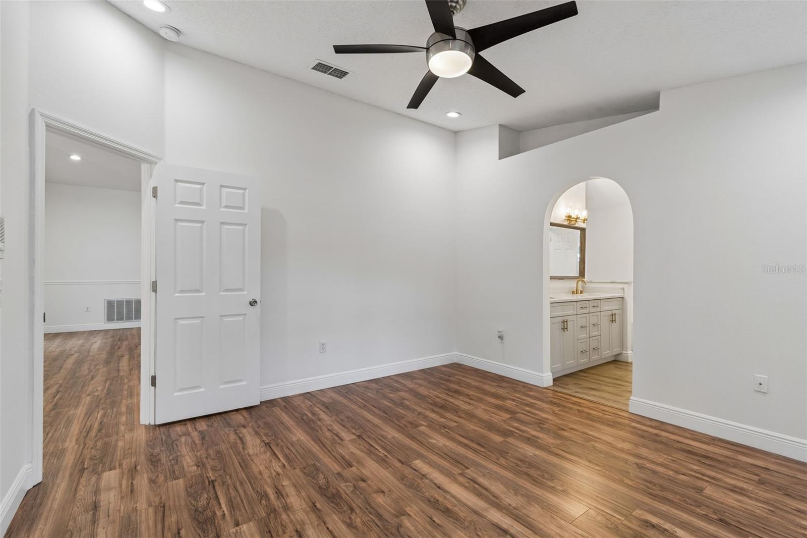 8311 TORRINGTON AVE, TAMPA, FL, 33647