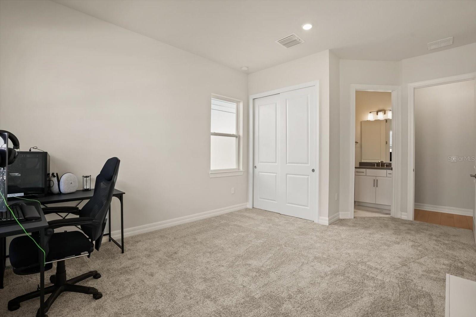 8352 PARK CLIFF WAY, ORLANDO, FL, 32836