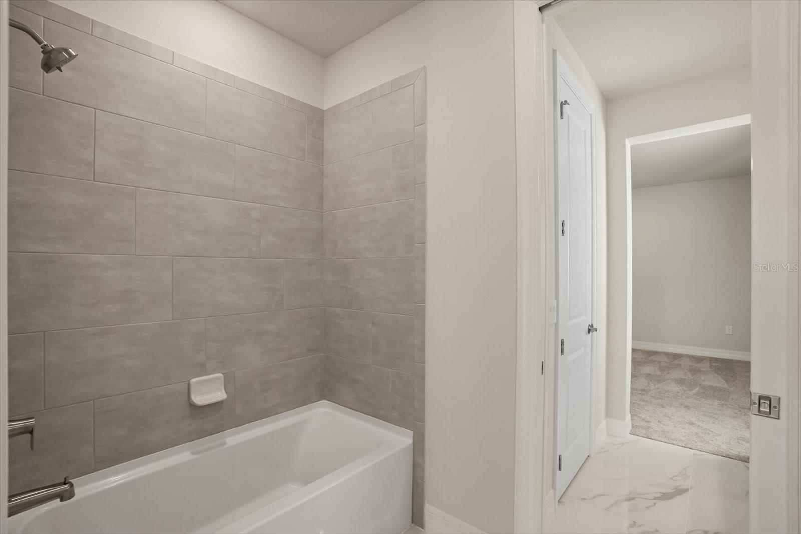 8352 PARK CLIFF WAY, ORLANDO, FL, 32836