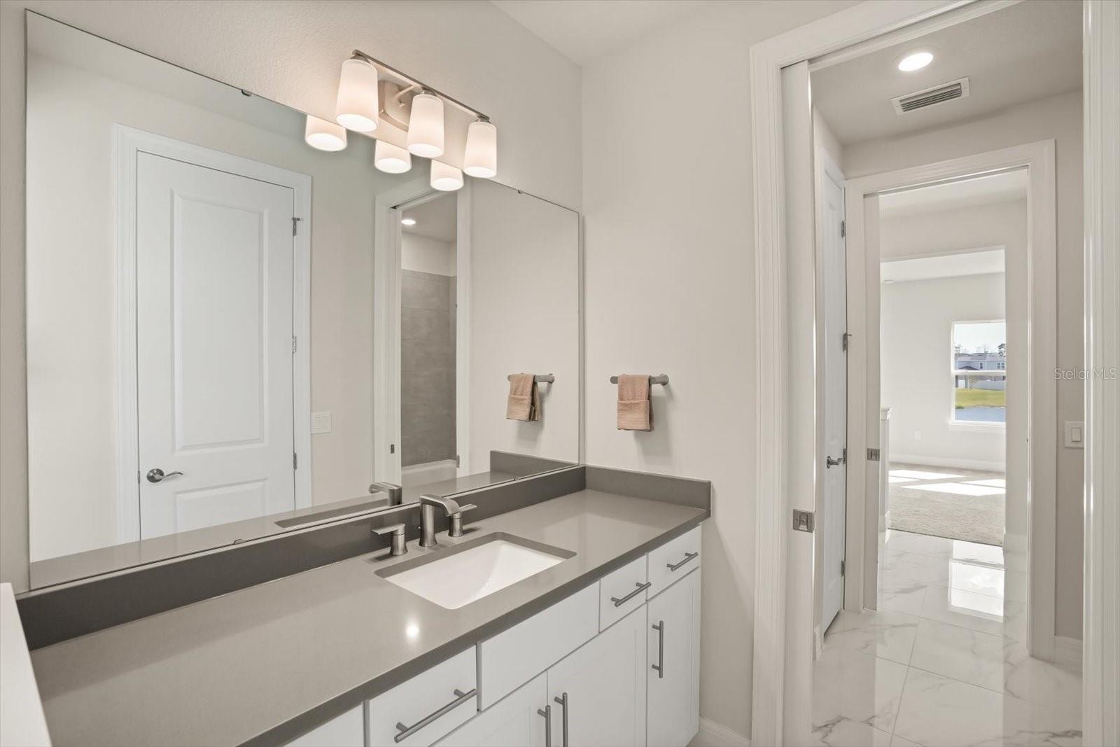 8352 PARK CLIFF WAY, ORLANDO, FL, 32836