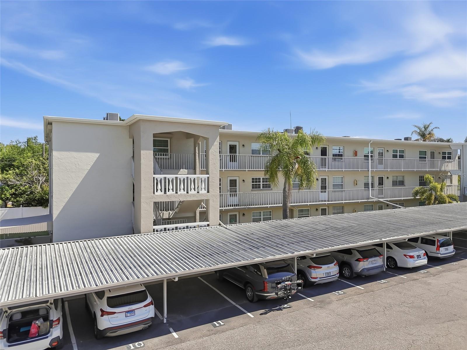 952 VIRGINIA ST #202, DUNEDIN, FL, 34698