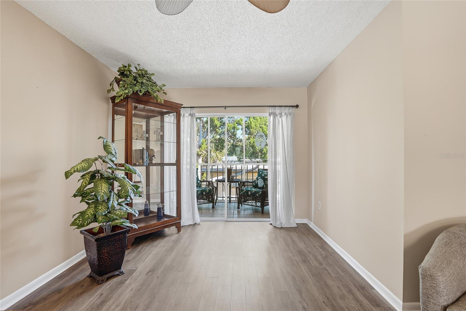 952 VIRGINIA ST #202, DUNEDIN, FL, 34698