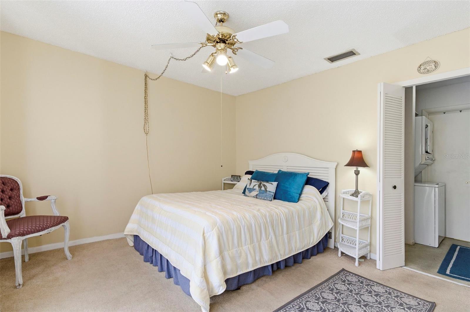 404 WINDRUSH BAY DR, TARPON SPRINGS, FL, 34689