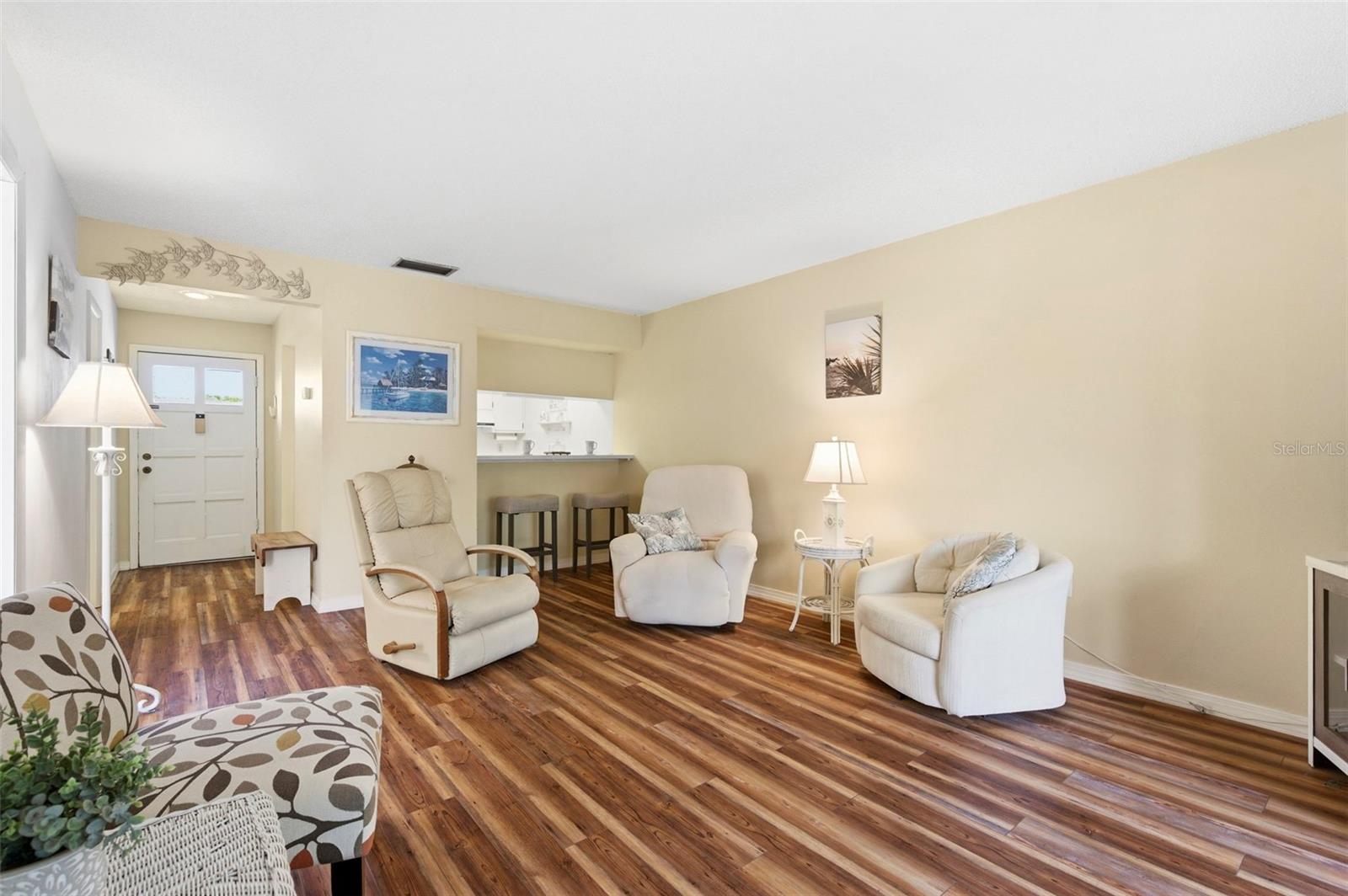 404 WINDRUSH BAY DR, TARPON SPRINGS, FL, 34689