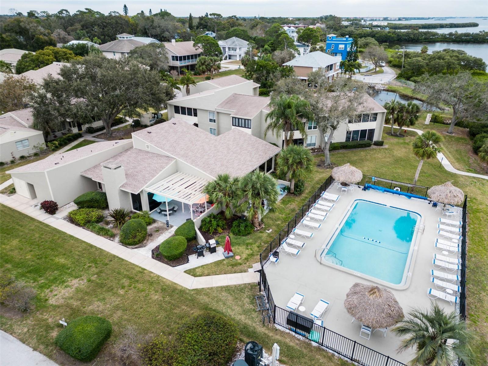 404 WINDRUSH BAY DR, TARPON SPRINGS, FL, 34689