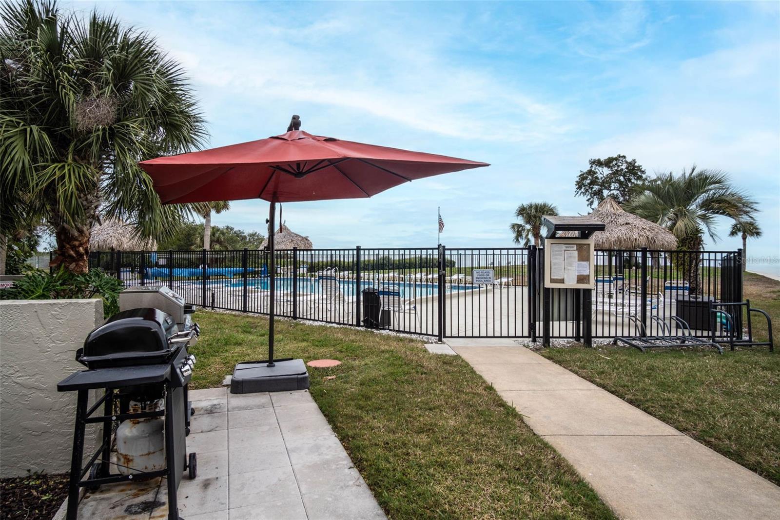 404 WINDRUSH BAY DR, TARPON SPRINGS, FL, 34689